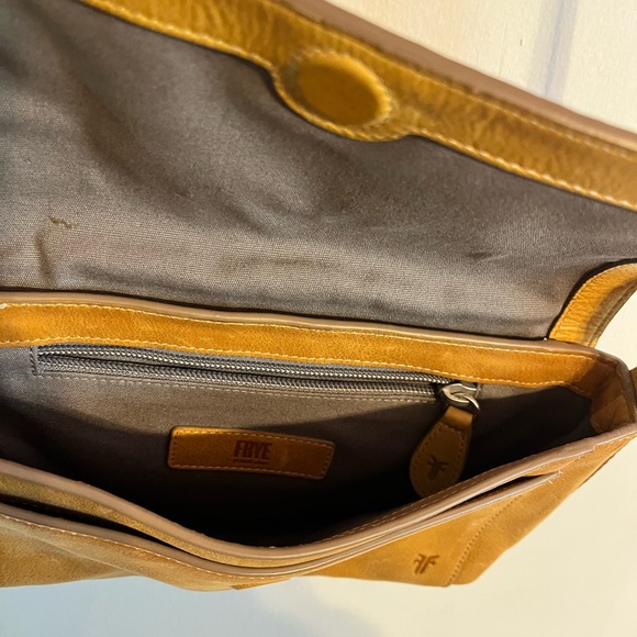 Frye Tan Crossbody Bag with Adjustable Strap - Picture 4 of 7